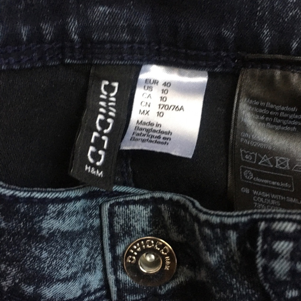 H&M Divided acid wash jeans